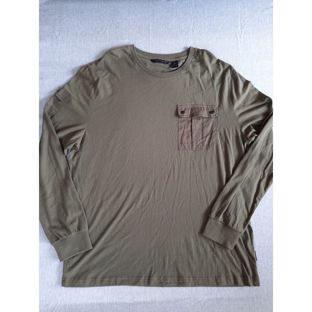 Sean John Men's Utility Camp Button Pocket Military Green Long Sleeve T-shirt